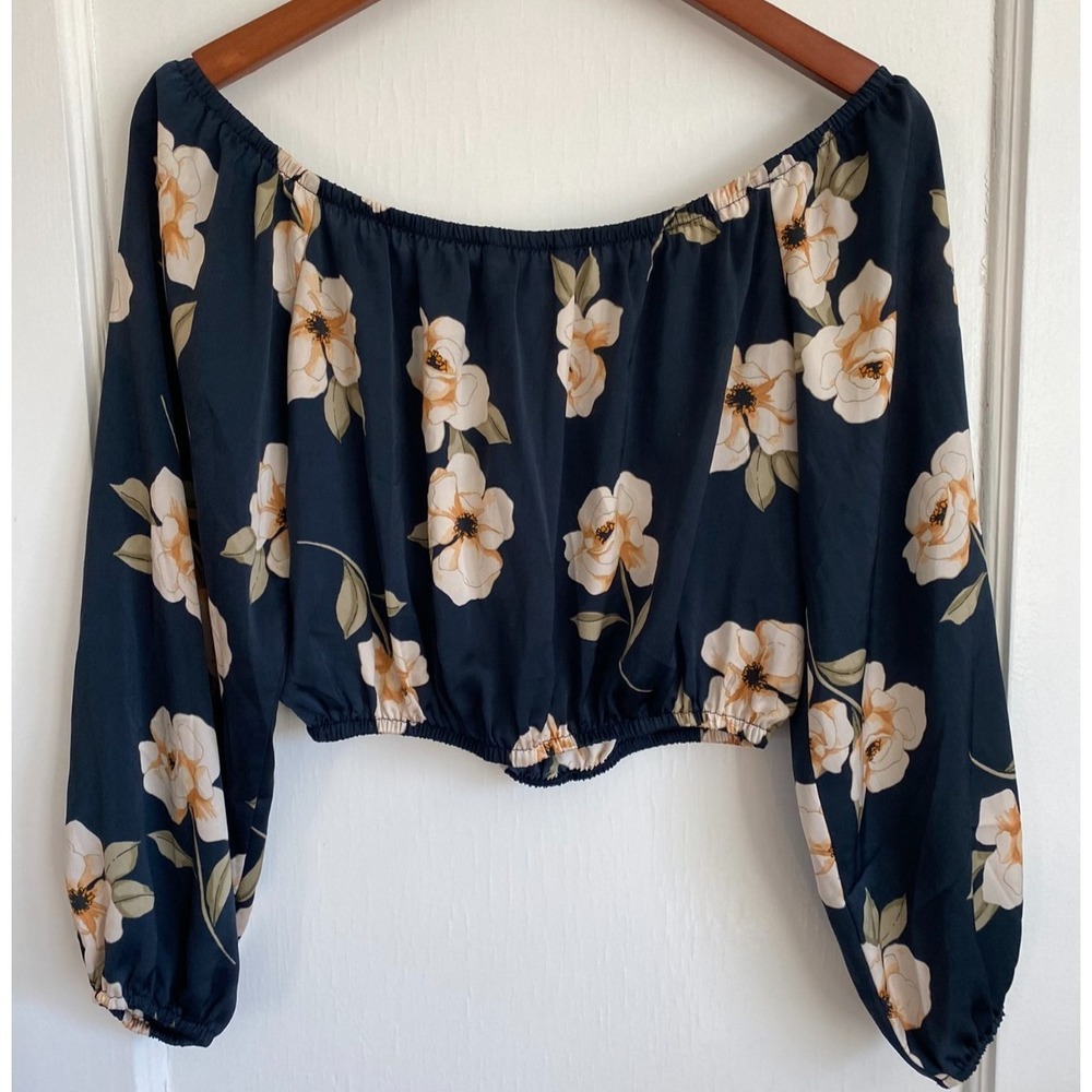 BB Dakota ~ Off Shoulder Crop Top Navy with Cream Flowers ~ Size XS